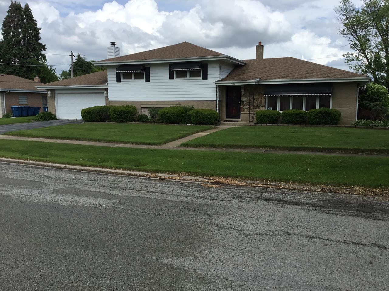 17161 Dobson Avenue - Photo 1