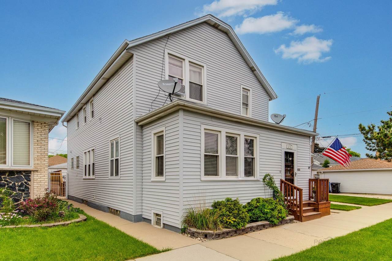 6216 Catalpa Avenue - Photo 1