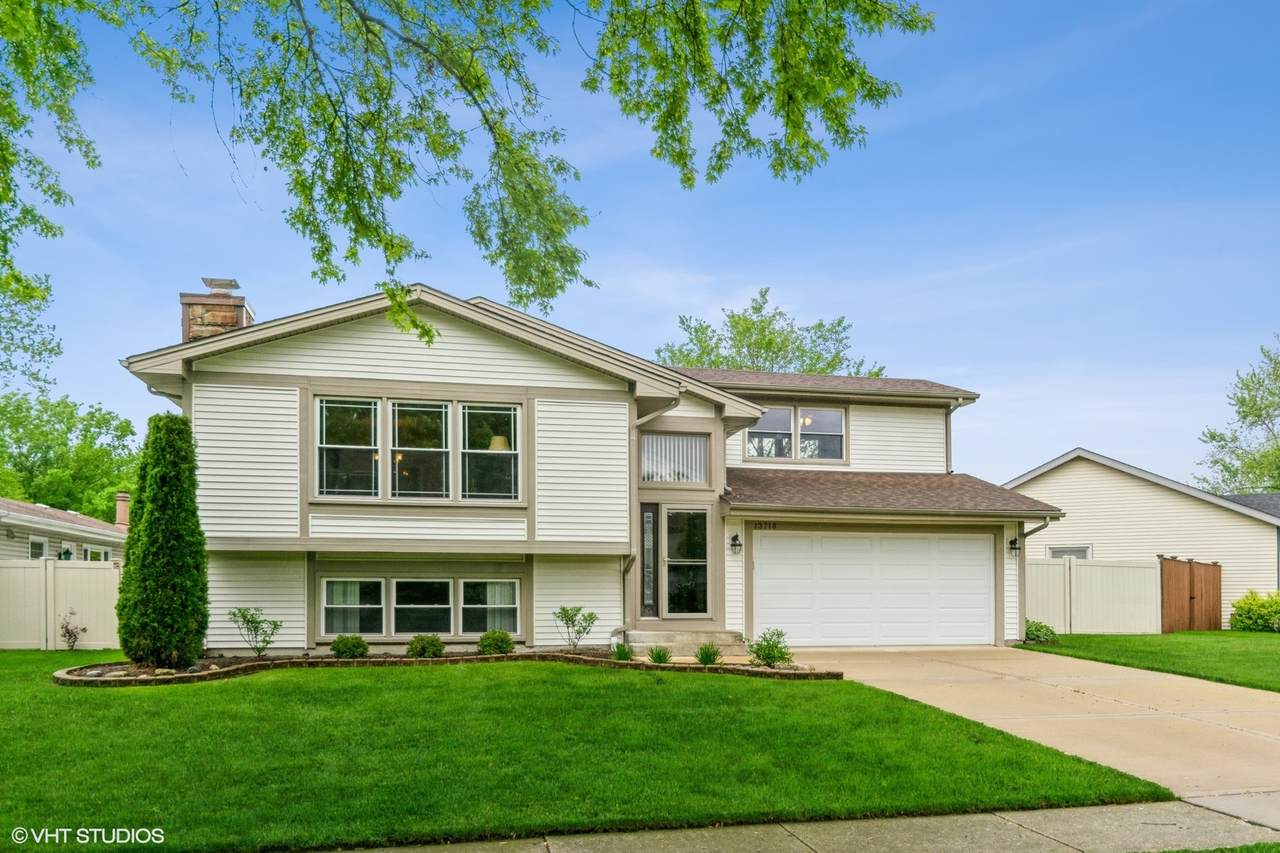 13718 Cedarbend Drive - Photo 1