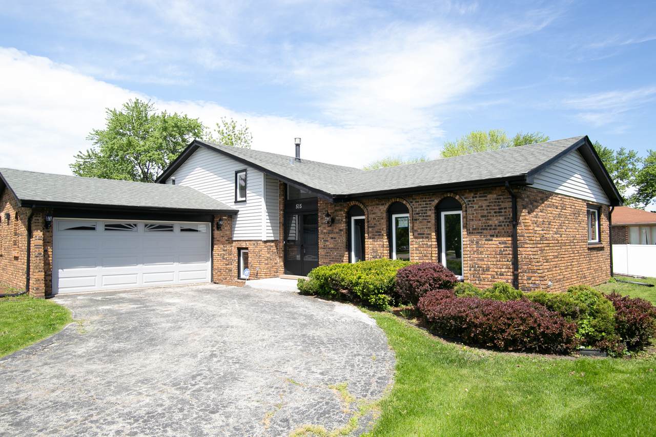 515 Blackstone Avenue - Photo 1