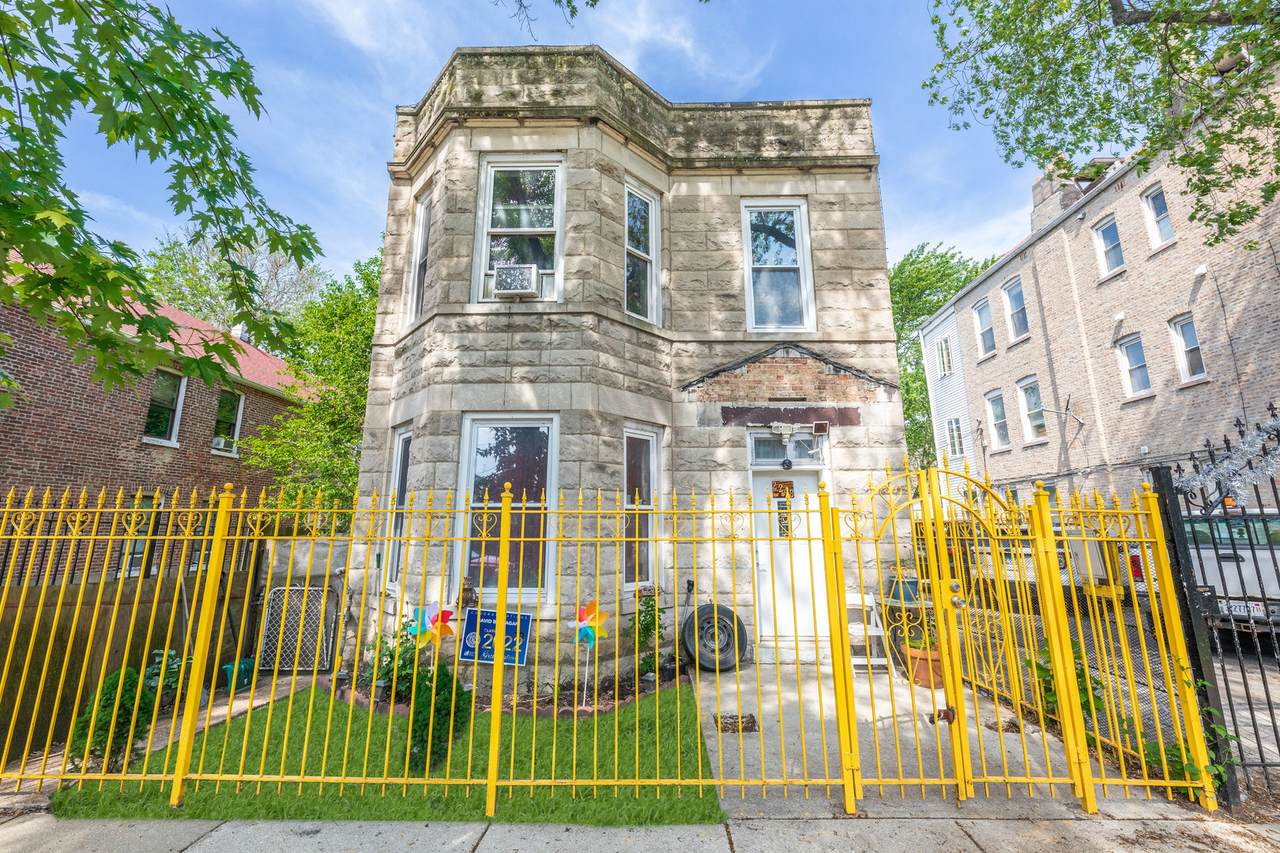 2248 Saint Louis Avenue - Photo 1