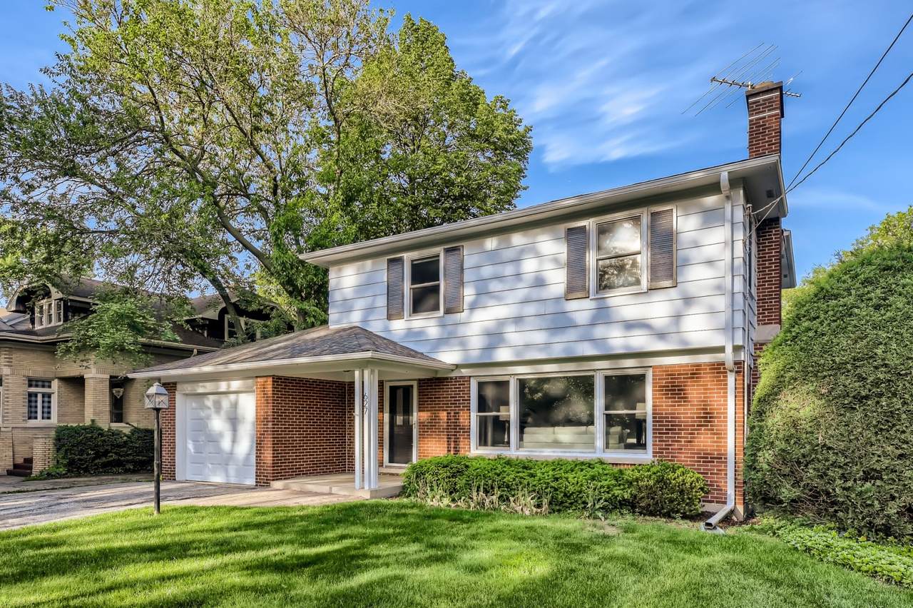 627 Dunton Avenue - Photo 1