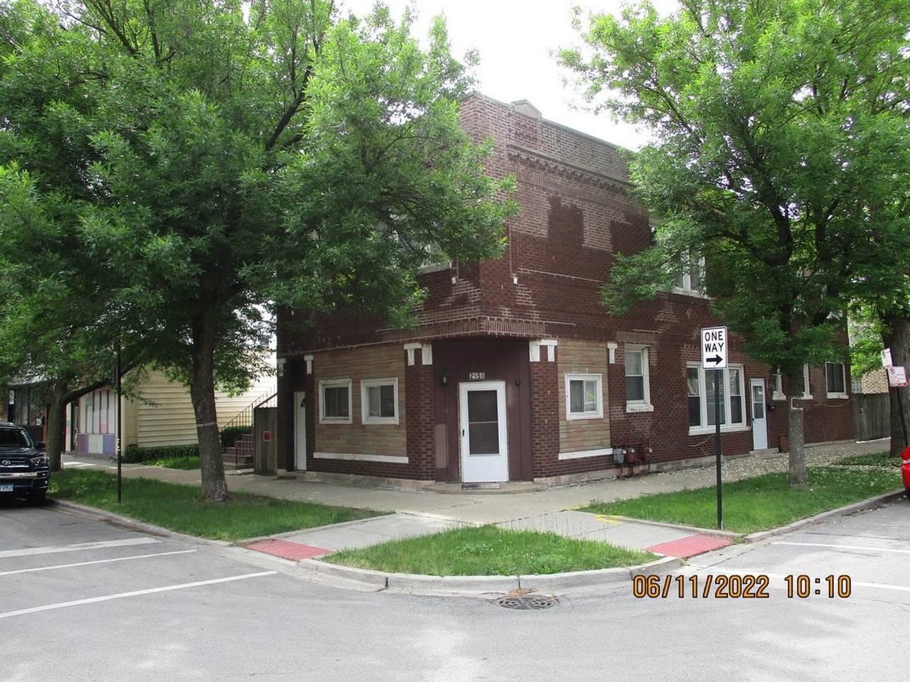 2959 43rd Street - Photo 1