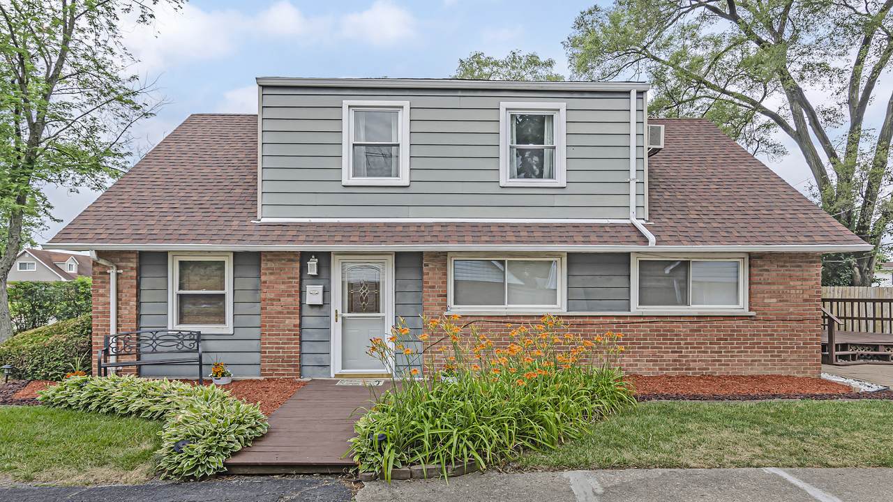 239 Raye Drive - Photo 1