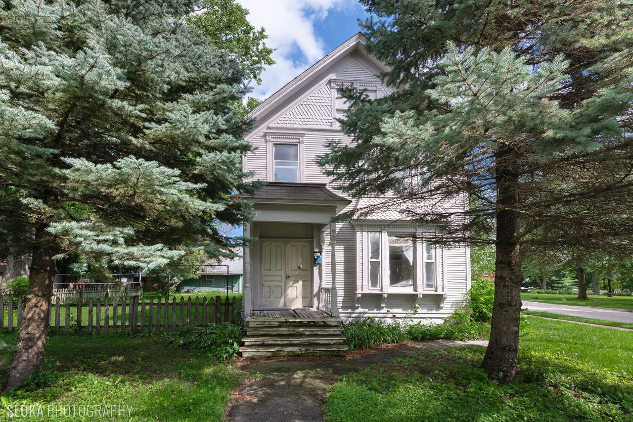 105 Mchenry Avenue - Photo 1
