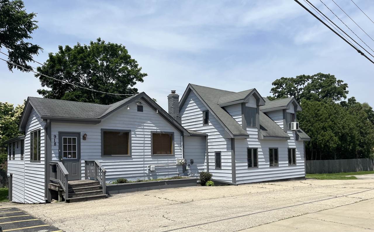 918 Lake Street - Photo 1