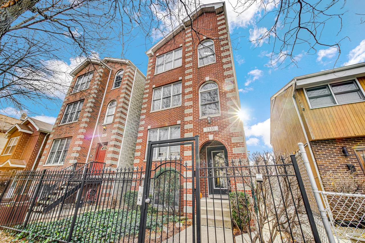 1531 Walton Street - Photo 1