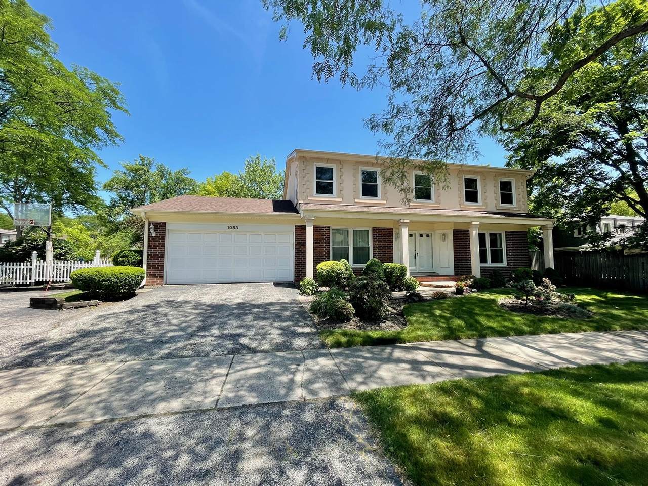 1053 Prairie Avenue - Photo 1