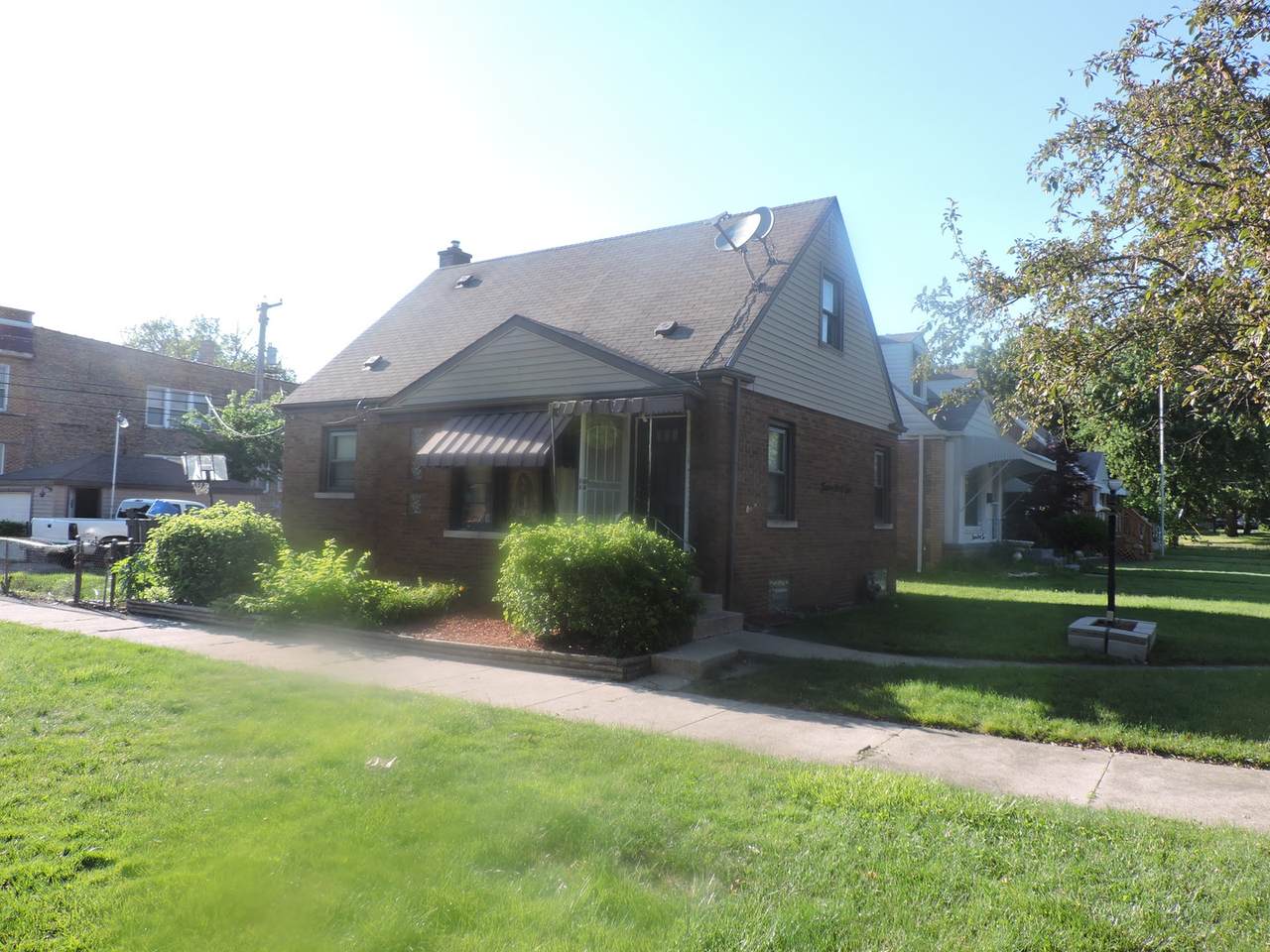 1394 State Line Road - Photo 1