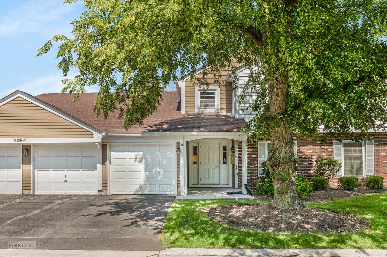 2049 Lancaster Circle - Photo 1