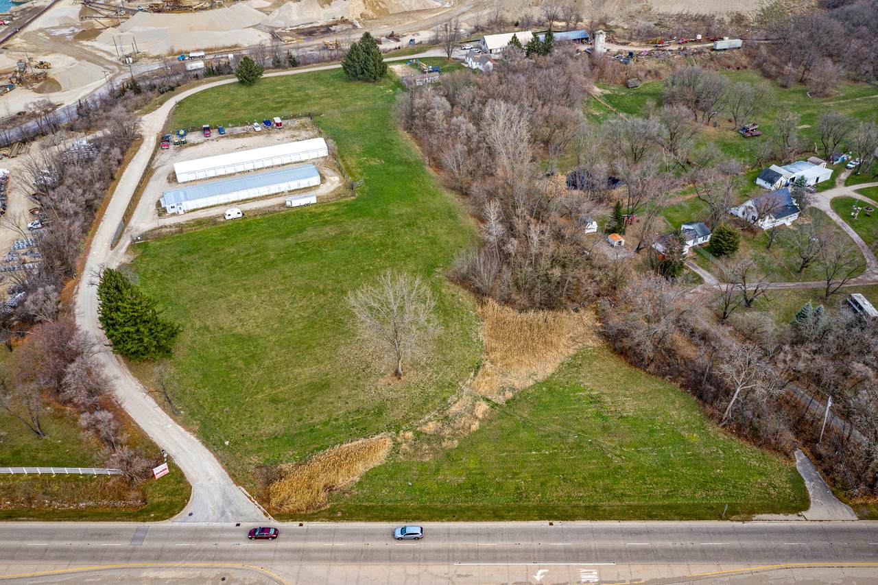 914 Il Route 120 - Photo 1