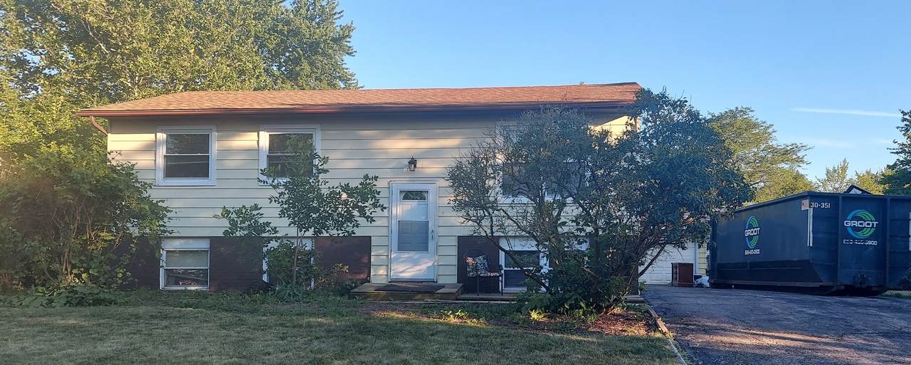 234 Malibu Drive - Photo 1