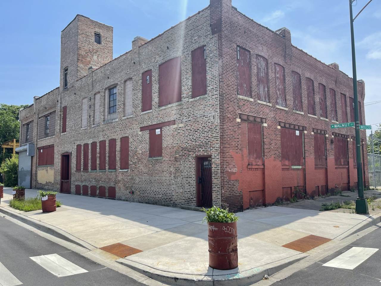 1859 Walnut Street - Photo 1