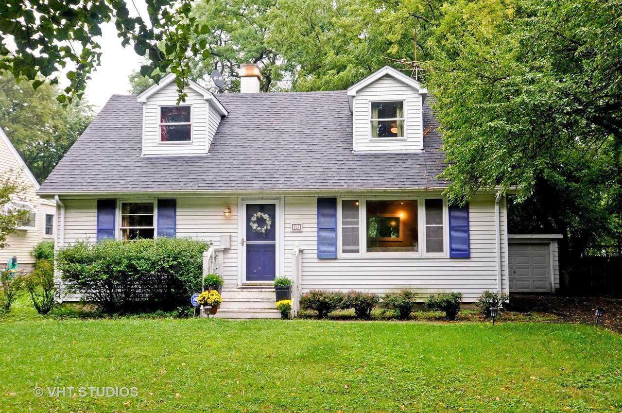 727 Cook Street - Photo 1