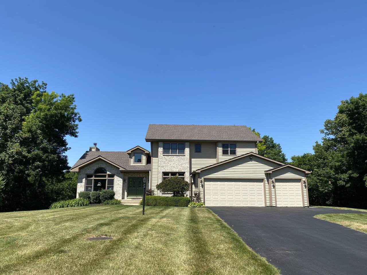 1360 Infanta Court - Photo 1