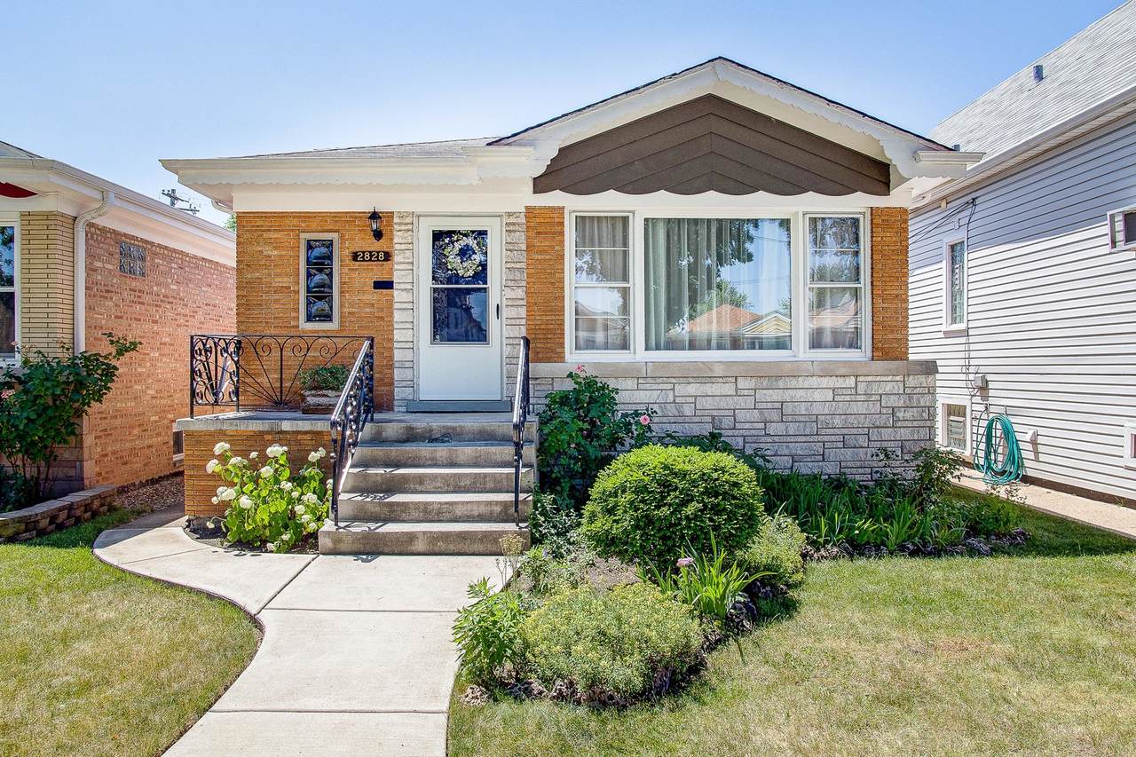 2828 Moody Avenue - Photo 1