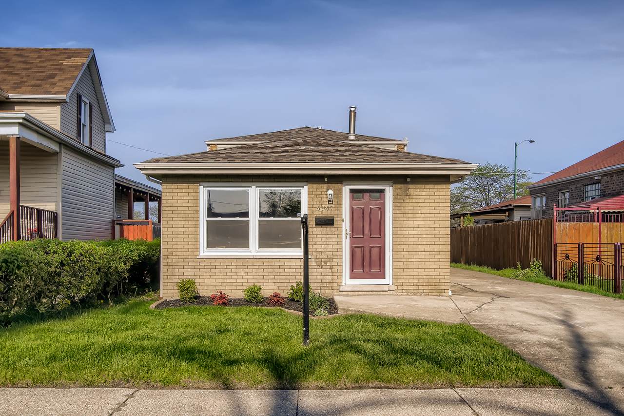 9907 Racine Avenue - Photo 1