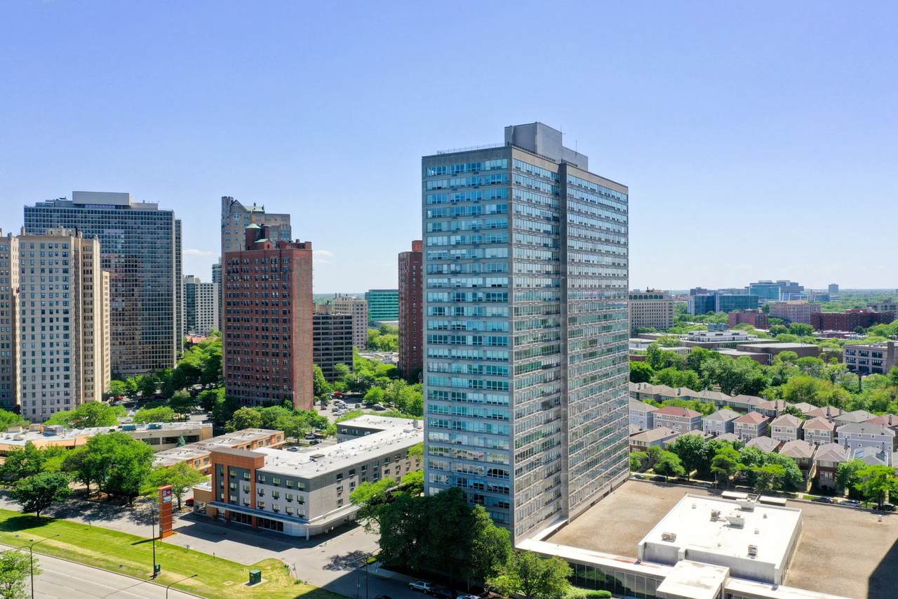 4800 Chicago Beach Drive - Photo 1