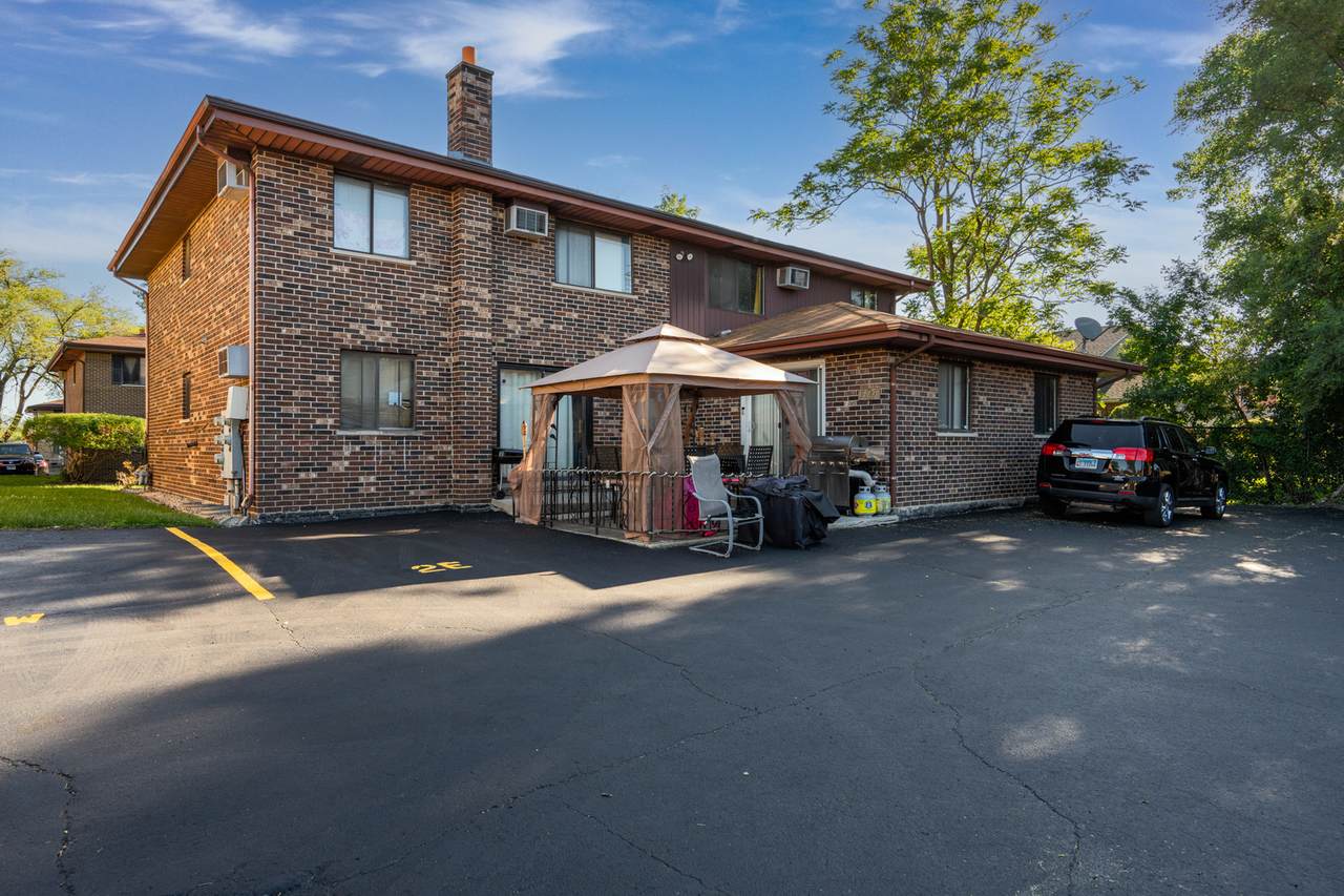 14739 Kilpatrick Avenue - Photo 1