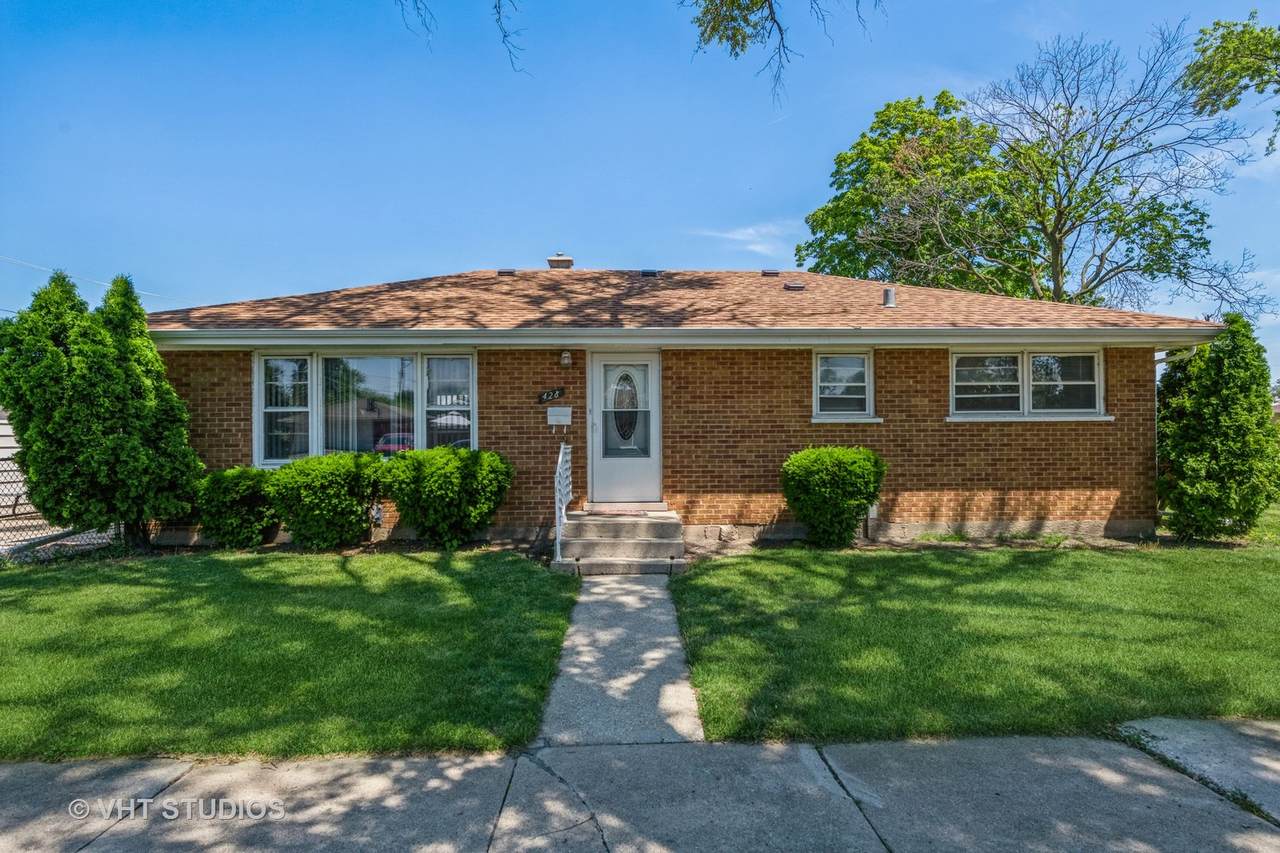 428 44th Avenue - Photo 1