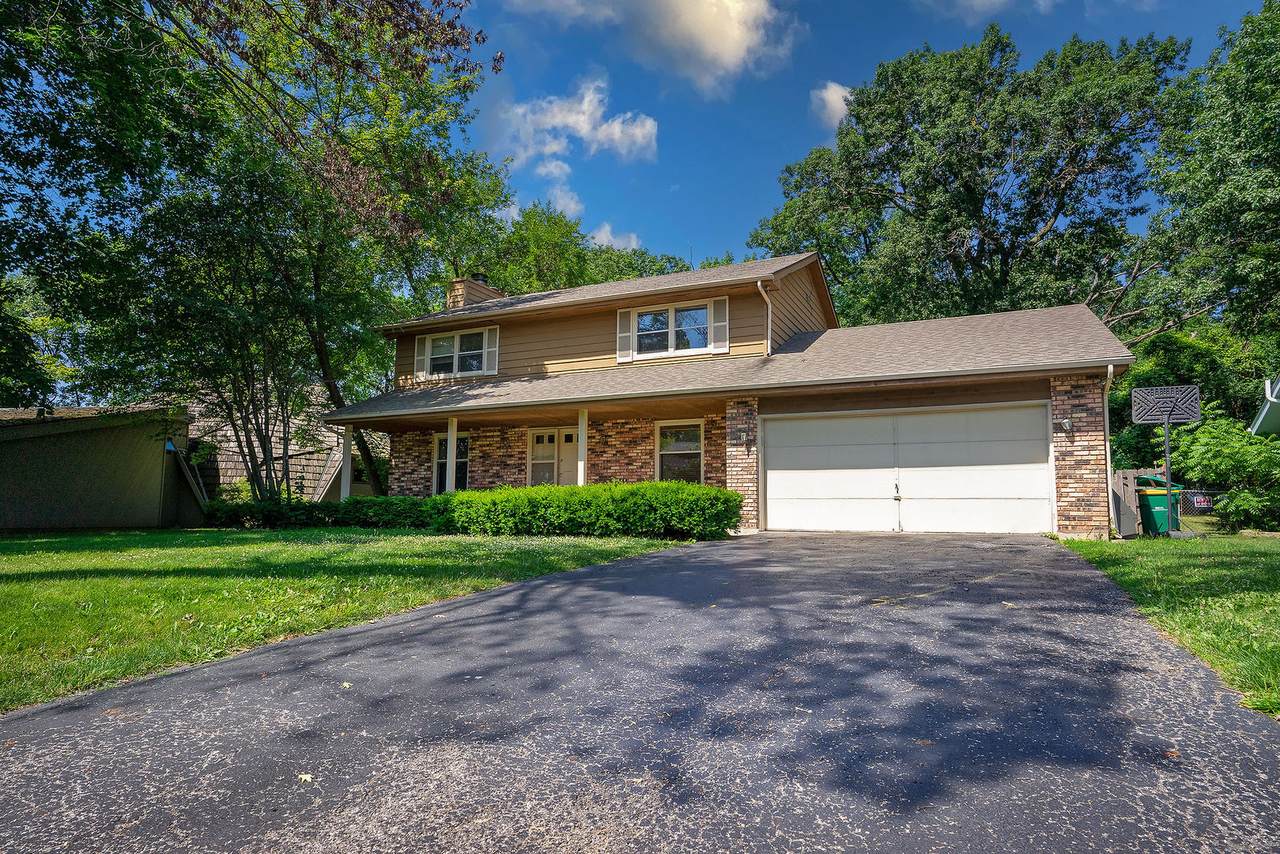 6 Woodhead Drive - Photo 1