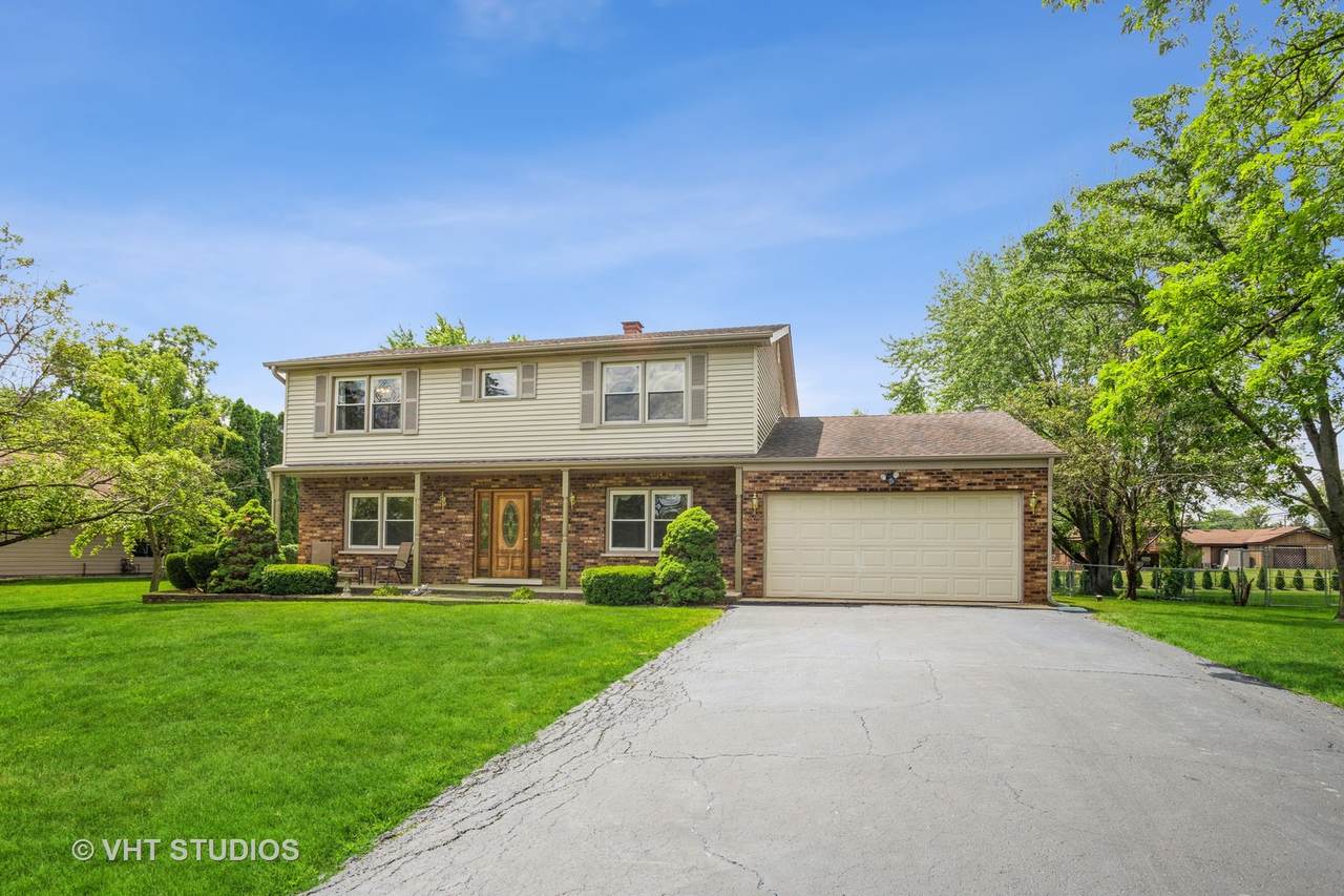 4N634 Hawthorne Avenue - Photo 1