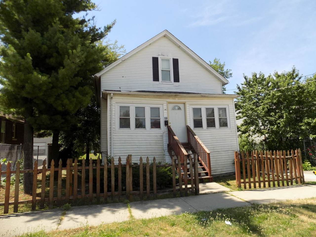 626 Williamson Avenue - Photo 1