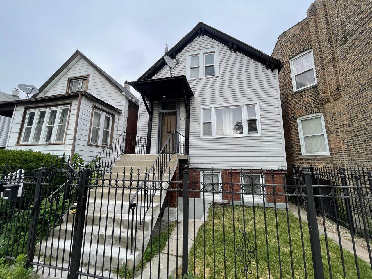 6455 Eberhart Avenue - Photo 1