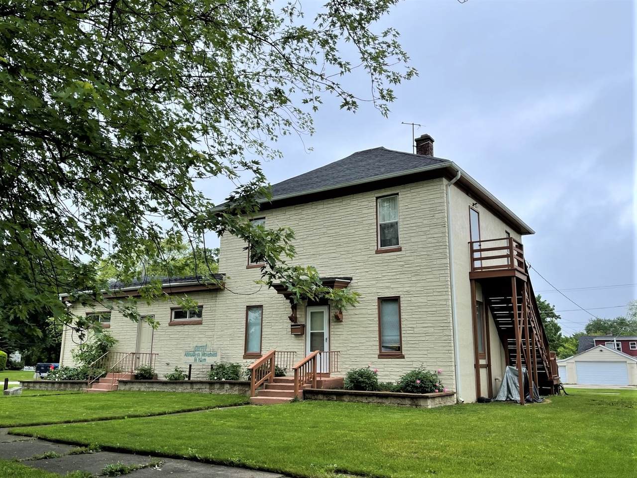 2101 Gabriel Avenue - Photo 1