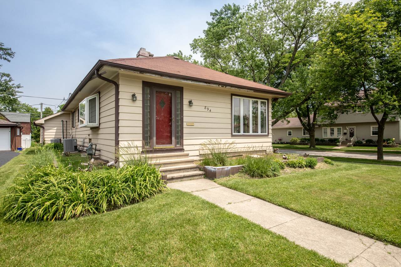 894 Rose Avenue - Photo 1