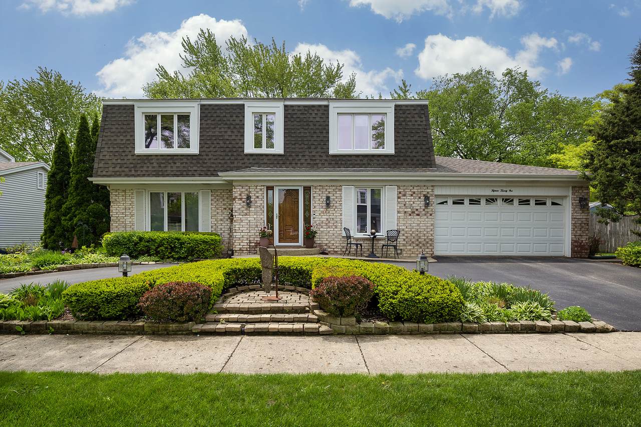 1521 Laurel Avenue - Photo 1