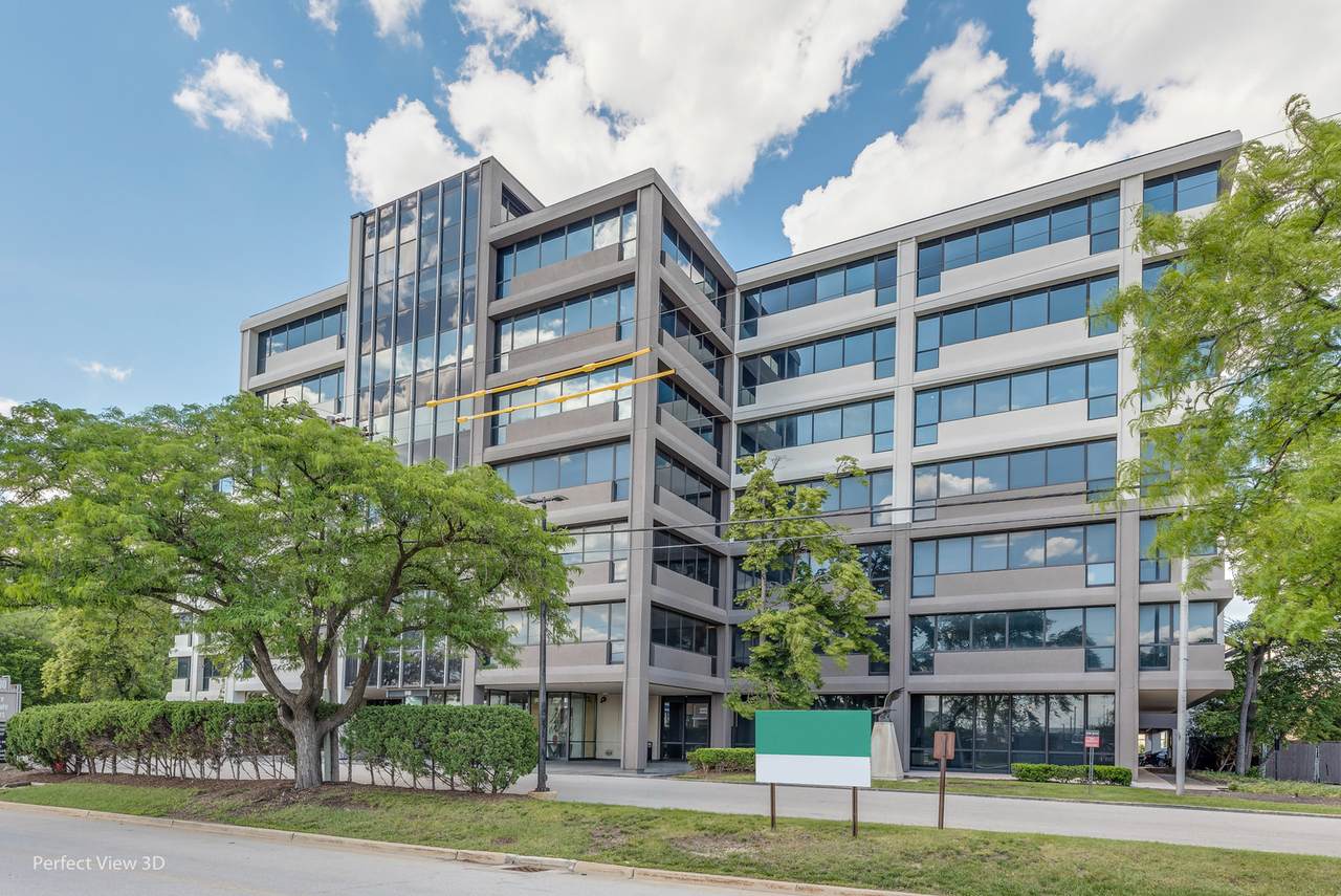 10400-10600 Higgins Road - Photo 1