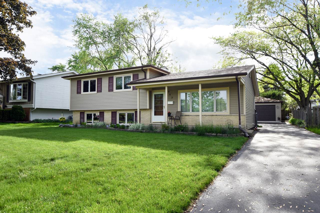 962 Michigan Avenue - Photo 1