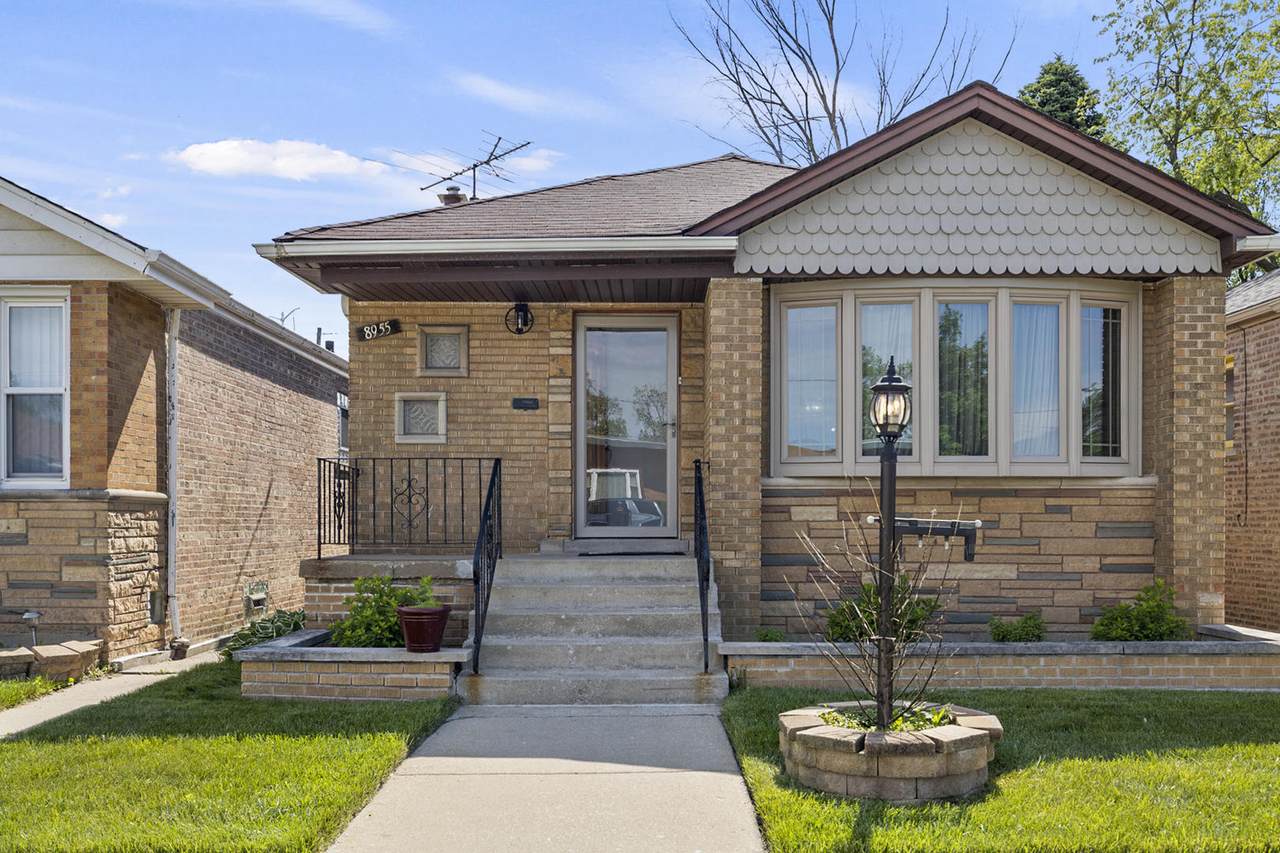 8955 Essex Avenue - Photo 1