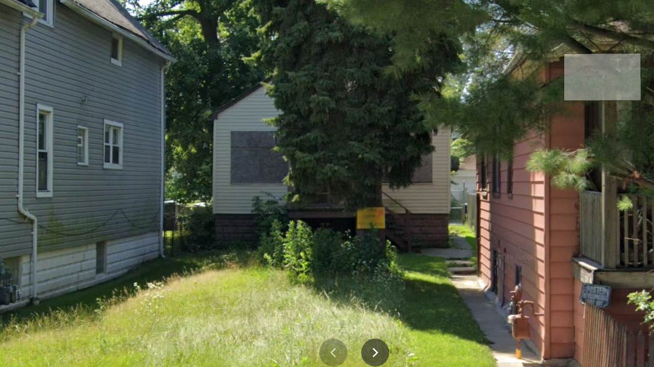11828 Harvard Avenue - Photo 1