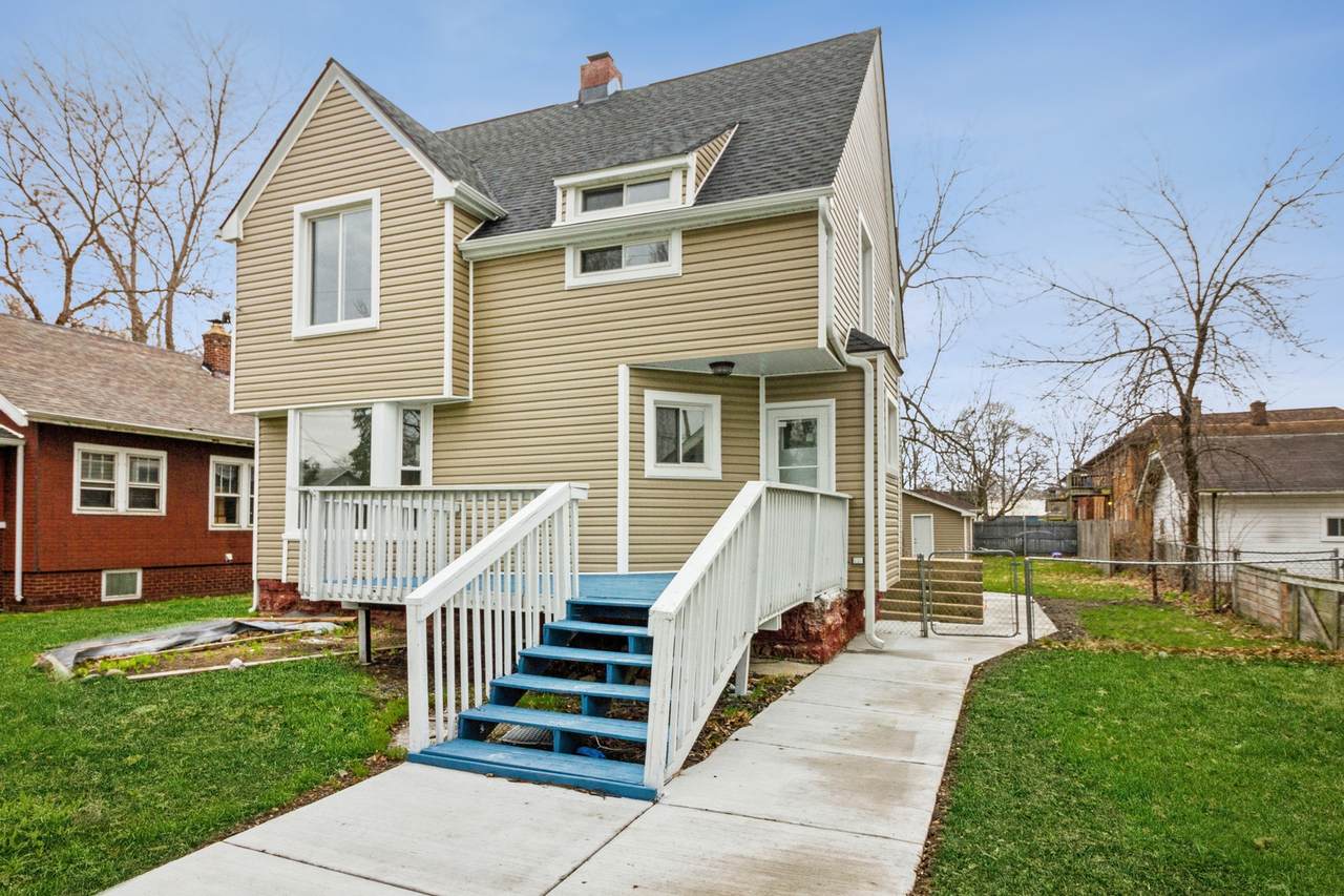 1407 16th Avenue - Photo 1