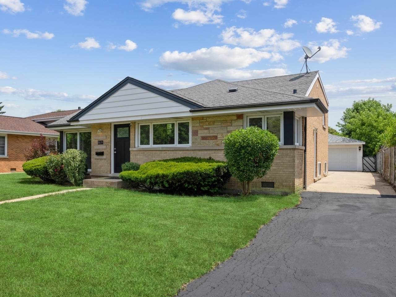 8639 Osceola Avenue - Photo 1