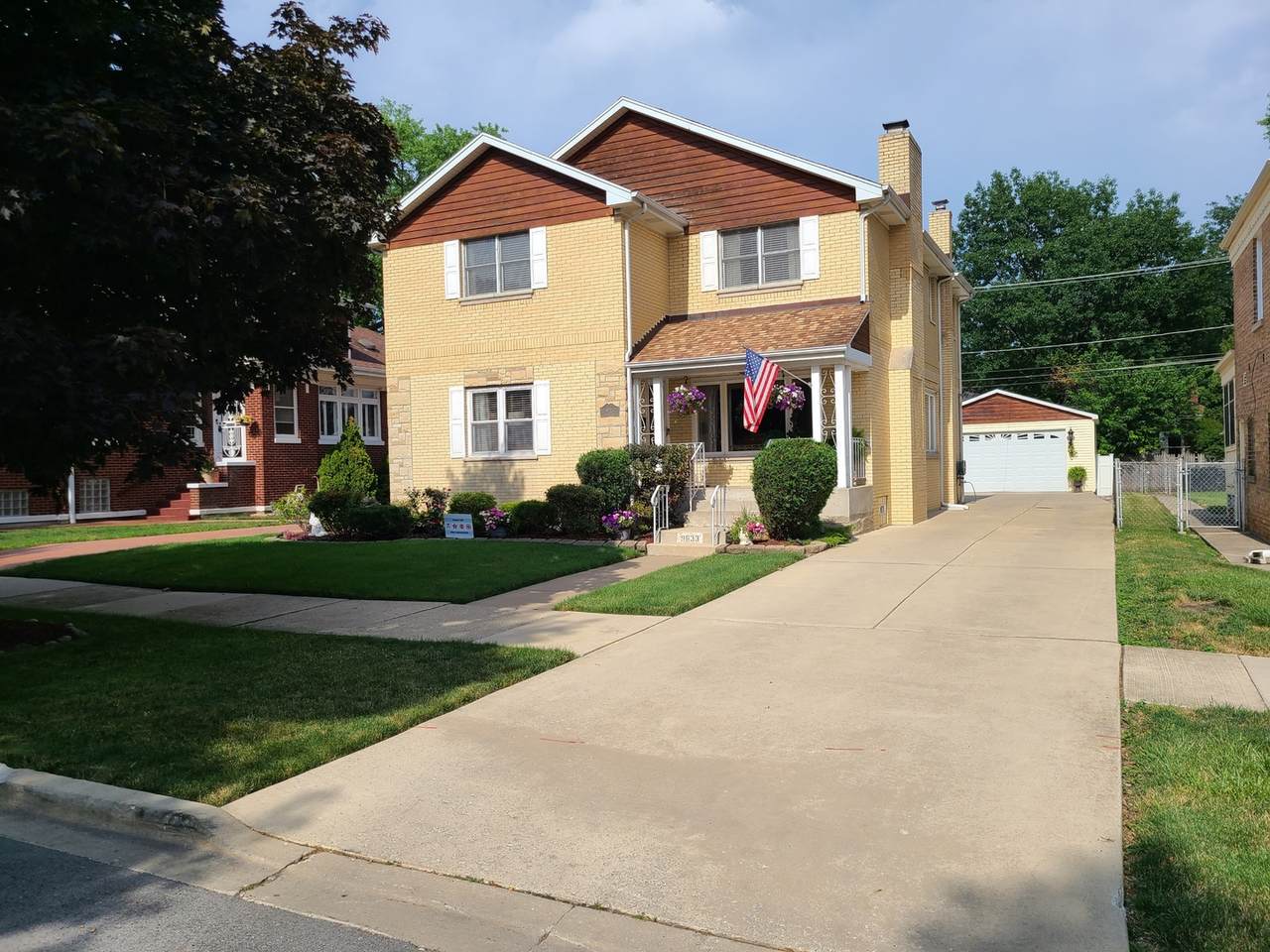 9633 Seeley Avenue - Photo 1