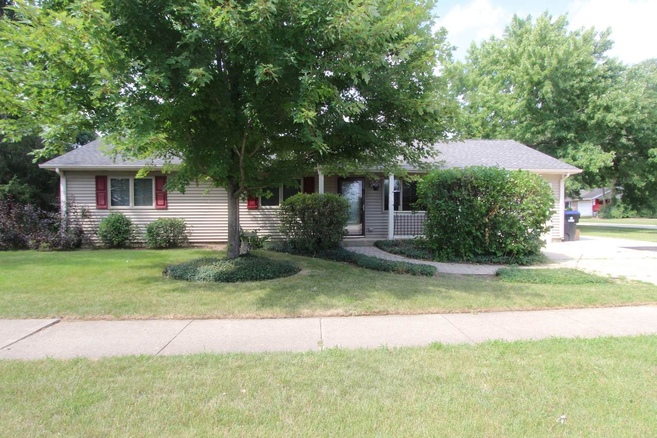 5002 Claire Street - Photo 1