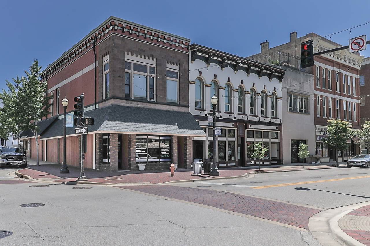 23 Douglas Avenue - Photo 1