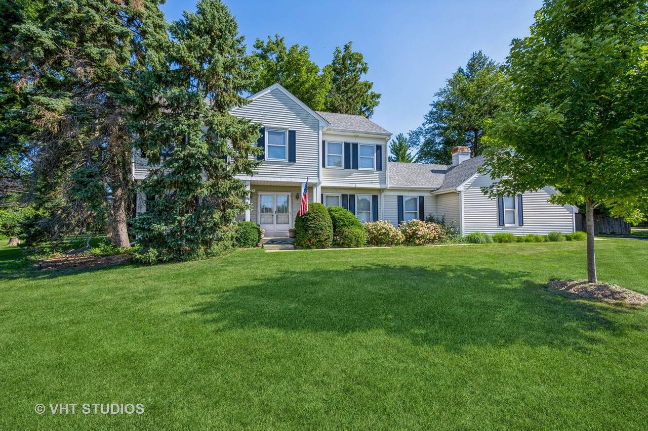 1010 Fabyan Parkway - Photo 1