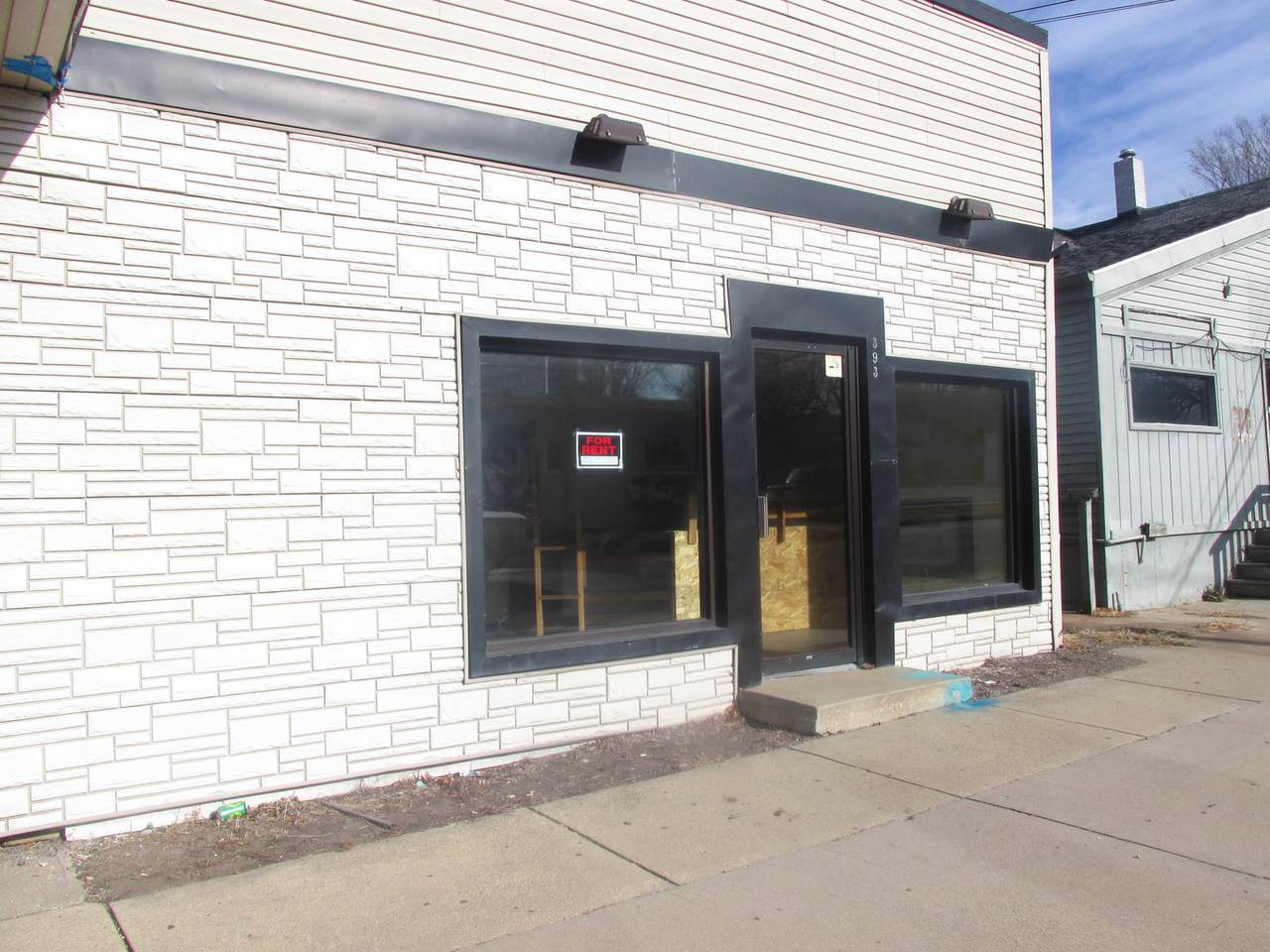 393 Station Street - Photo 1