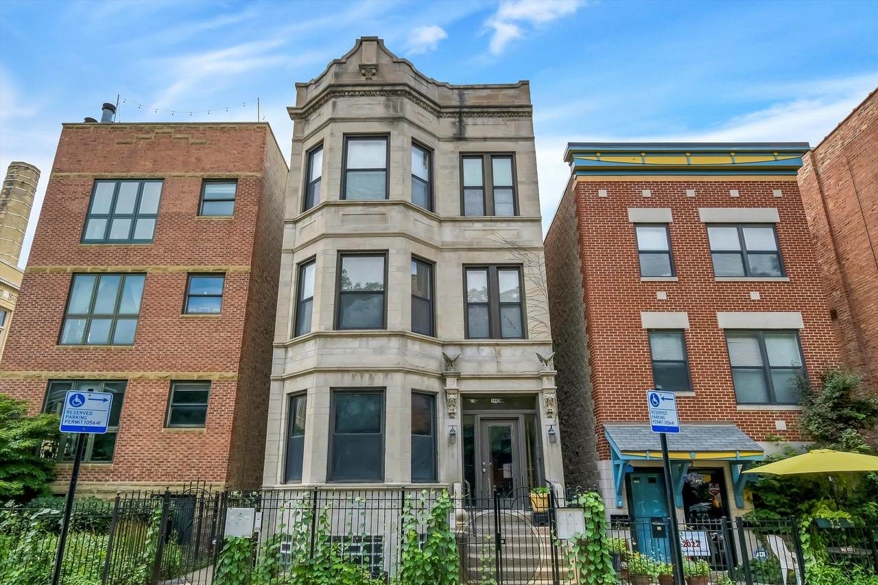 1440 Leavitt Street - Photo 1