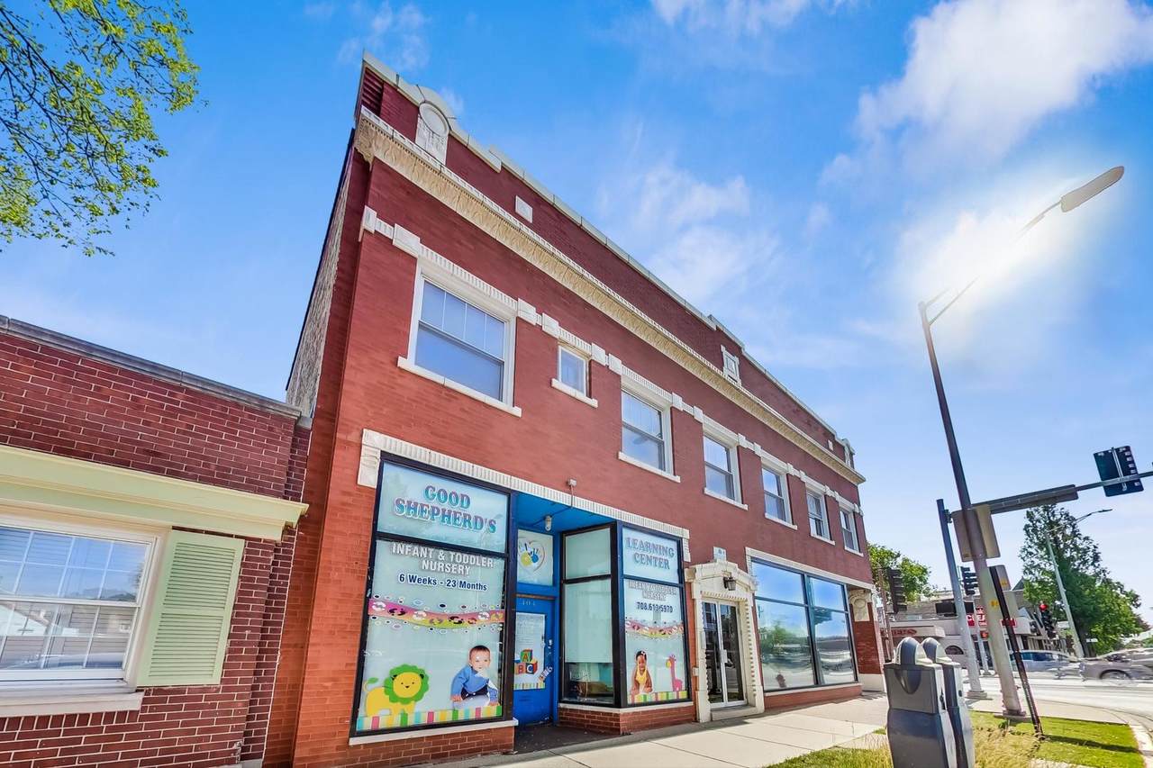 402 Lake Street - Photo 1