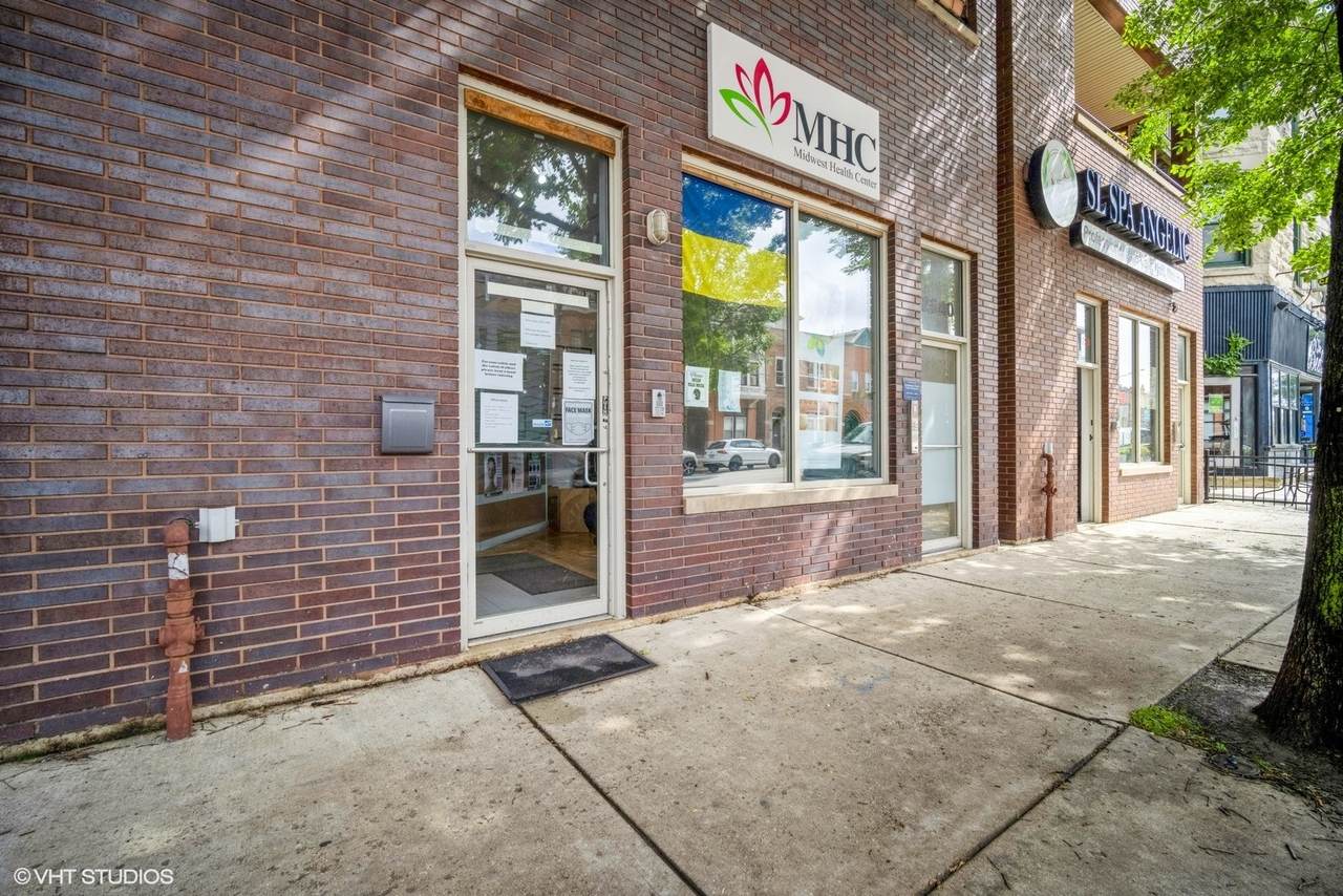 2540 Chicago Avenue - Photo 1