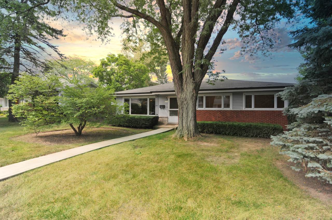 1048 Camille Avenue - Photo 1