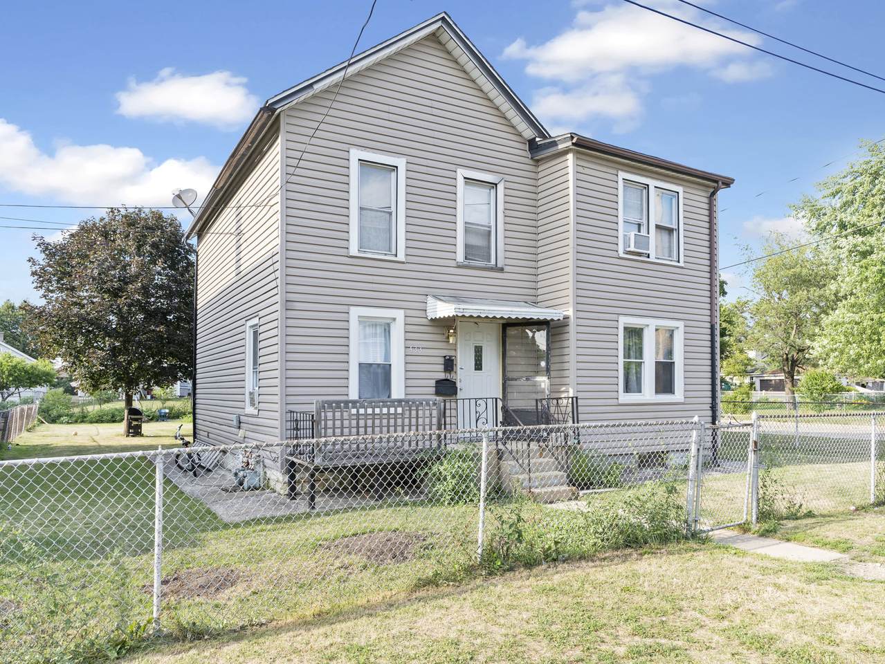433 Francis Street - Photo 1