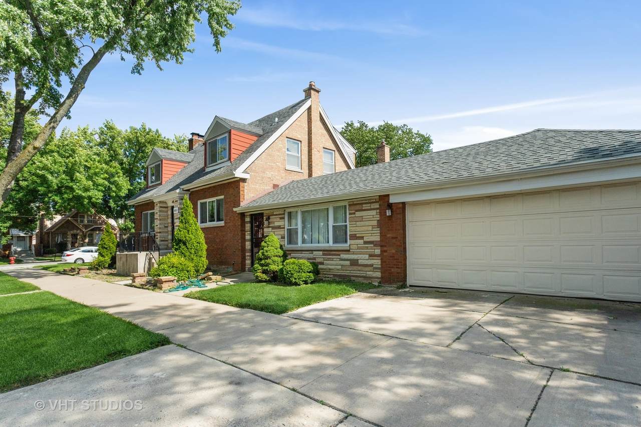 8032 Maplewood Avenue - Photo 1