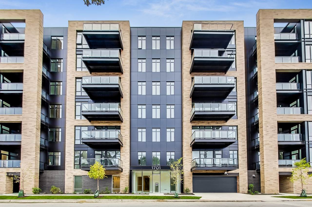 1701 Webster Avenue - Photo 1
