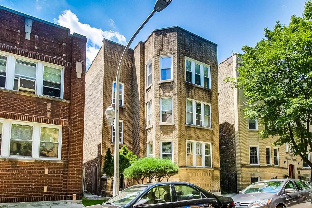 7444 Damen Avenue - Photo 1